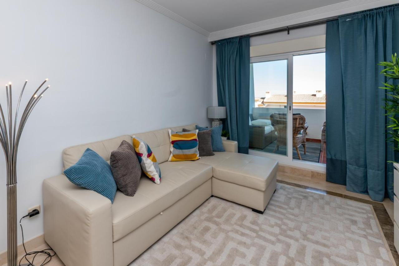 2Br Calanova Grand Golf - Wifi/Ac/Pool Lägenhet Málaga Exteriör bild